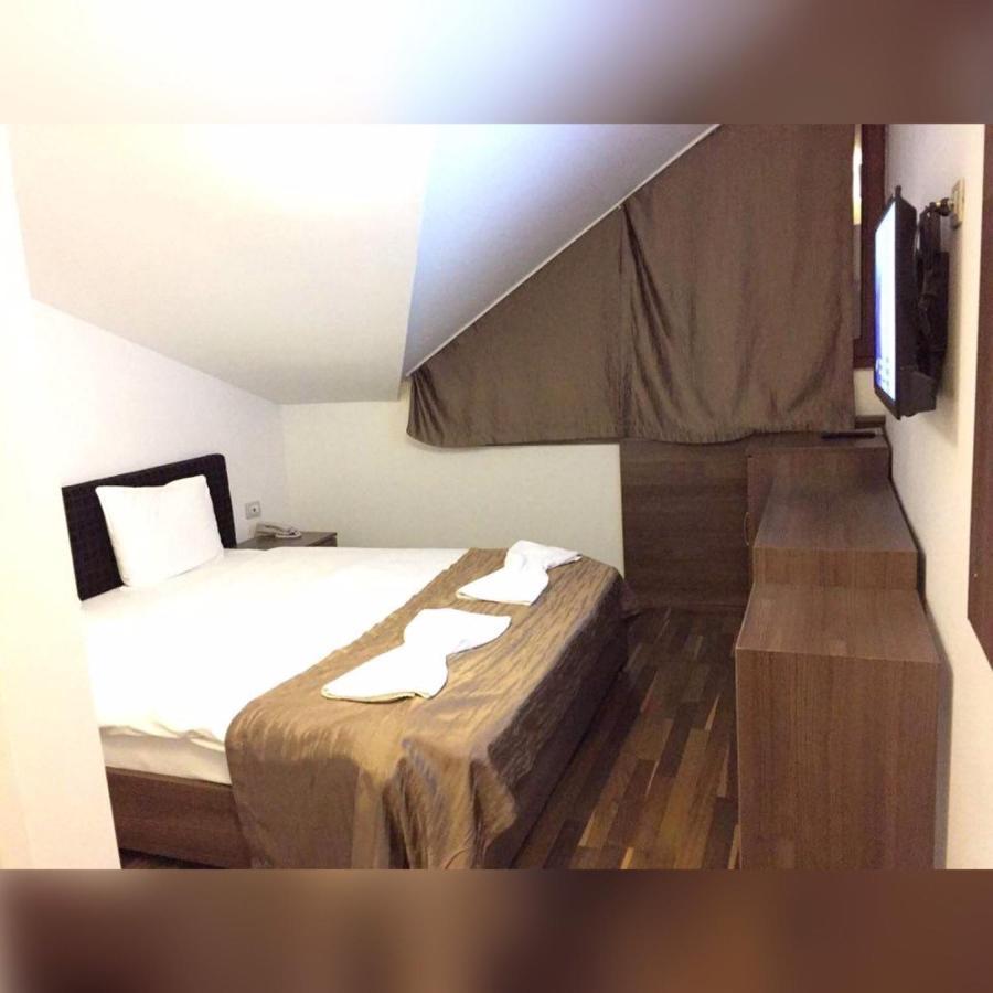 Theranda Hotel Prizren Zimmer foto