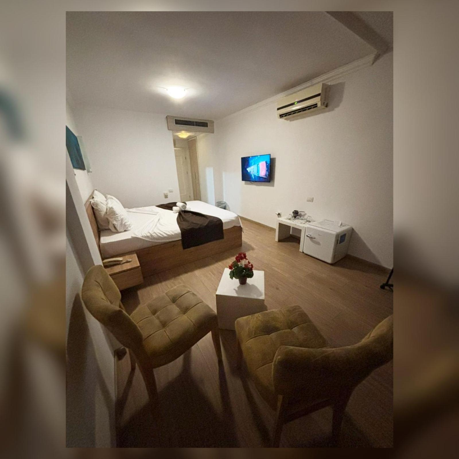Theranda Hotel Prizren Zimmer foto