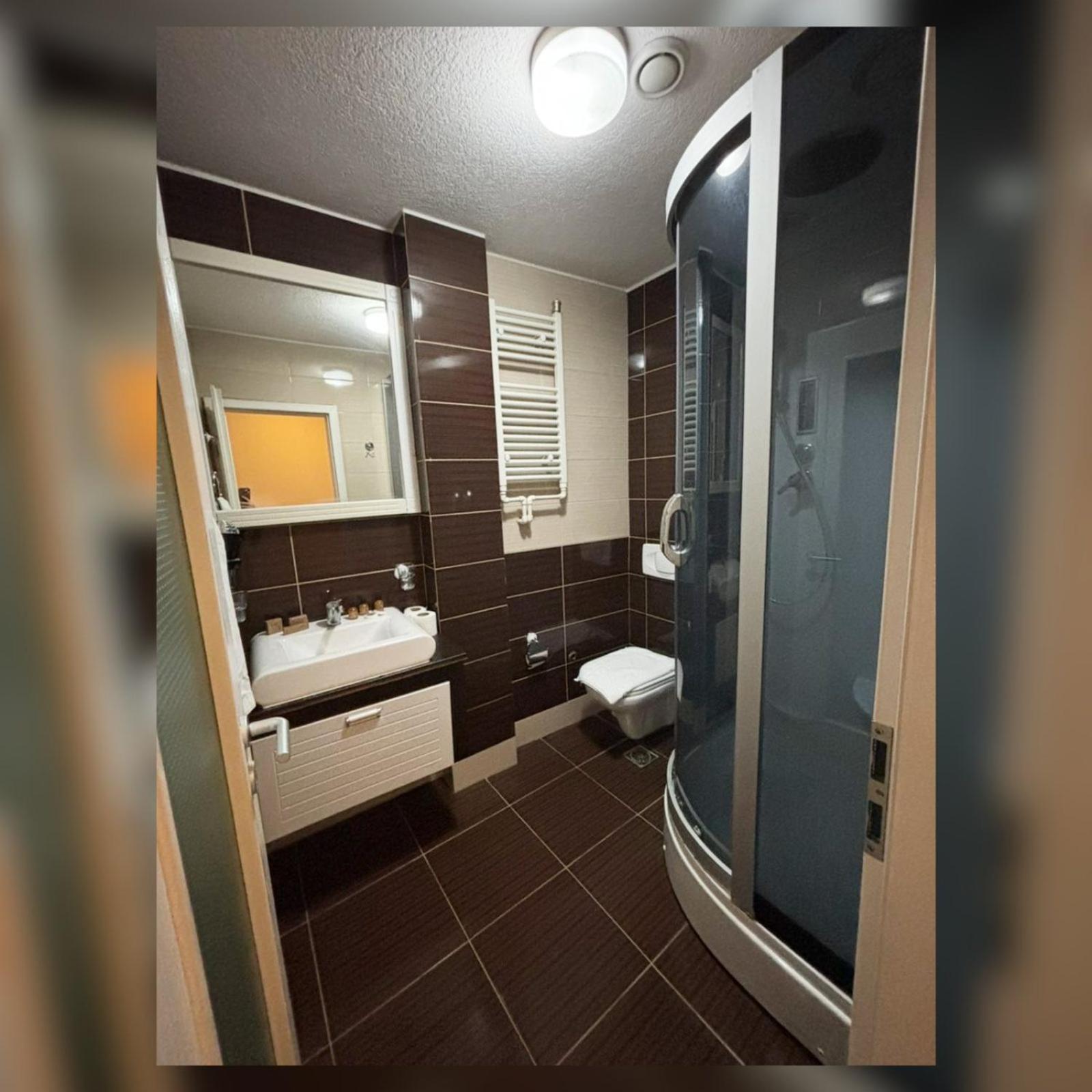 Theranda Hotel Prizren Zimmer foto